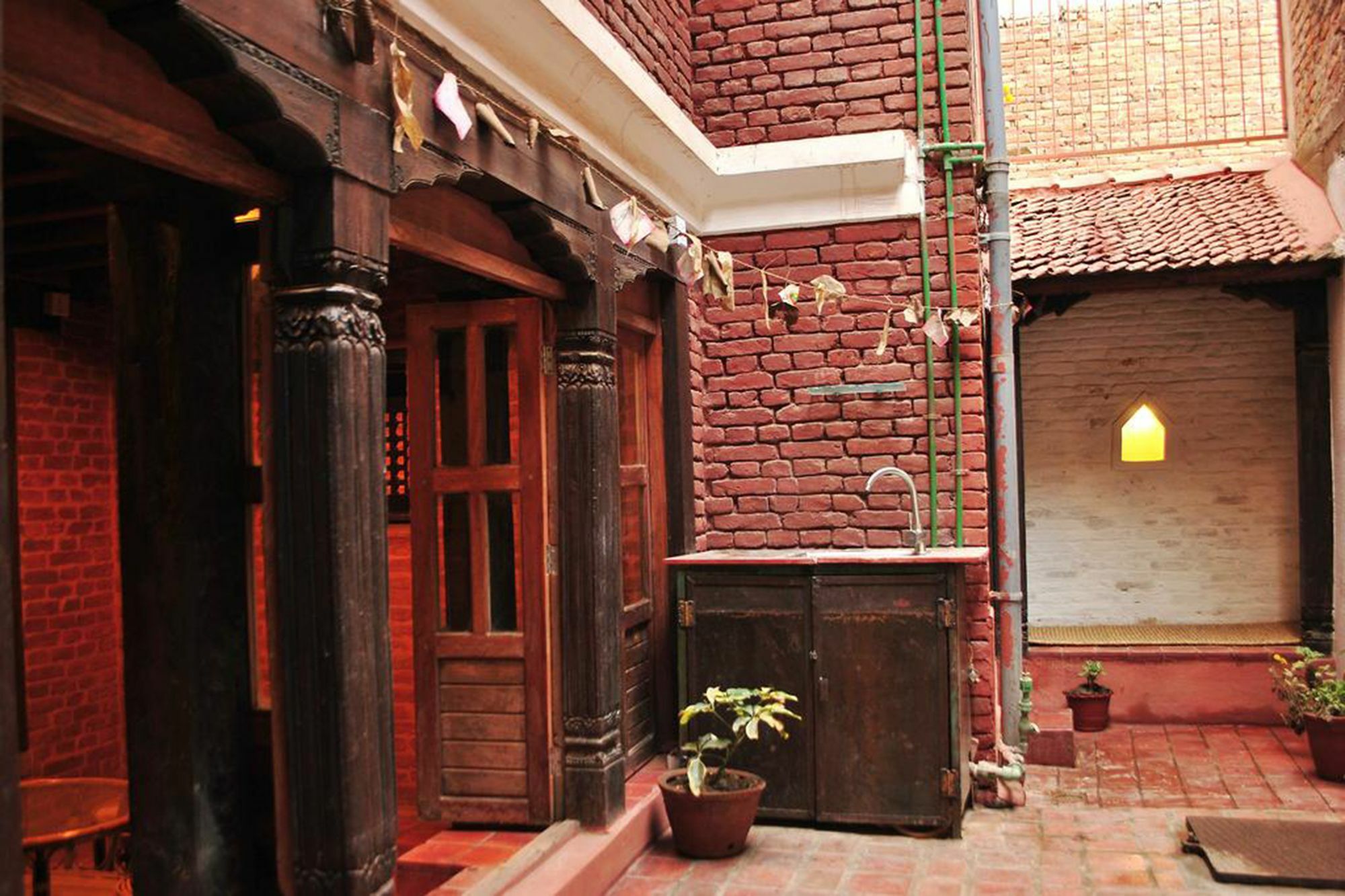 Yamba Traditional Home Lalitpur Exterior foto
